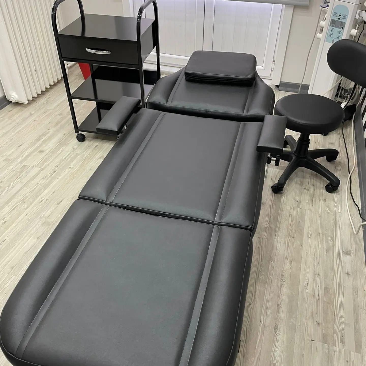 Sedye Etejer Tabure Set